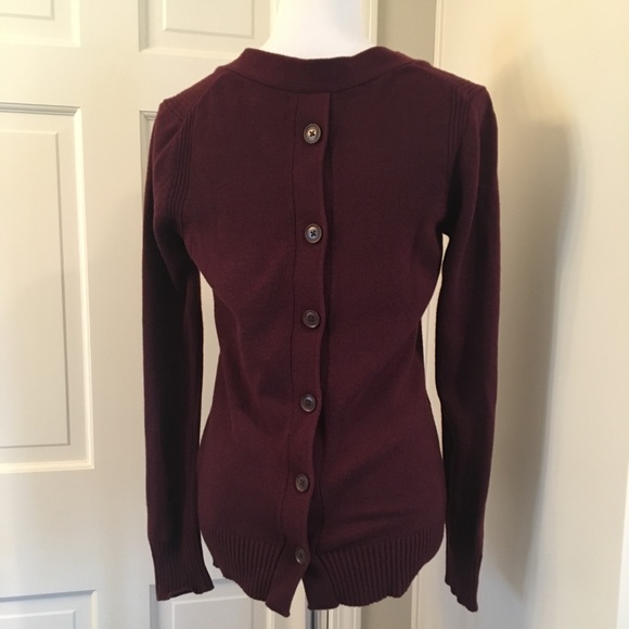 Banana Republic V-Neck Sweater Like New!! - Picture 2 of 6